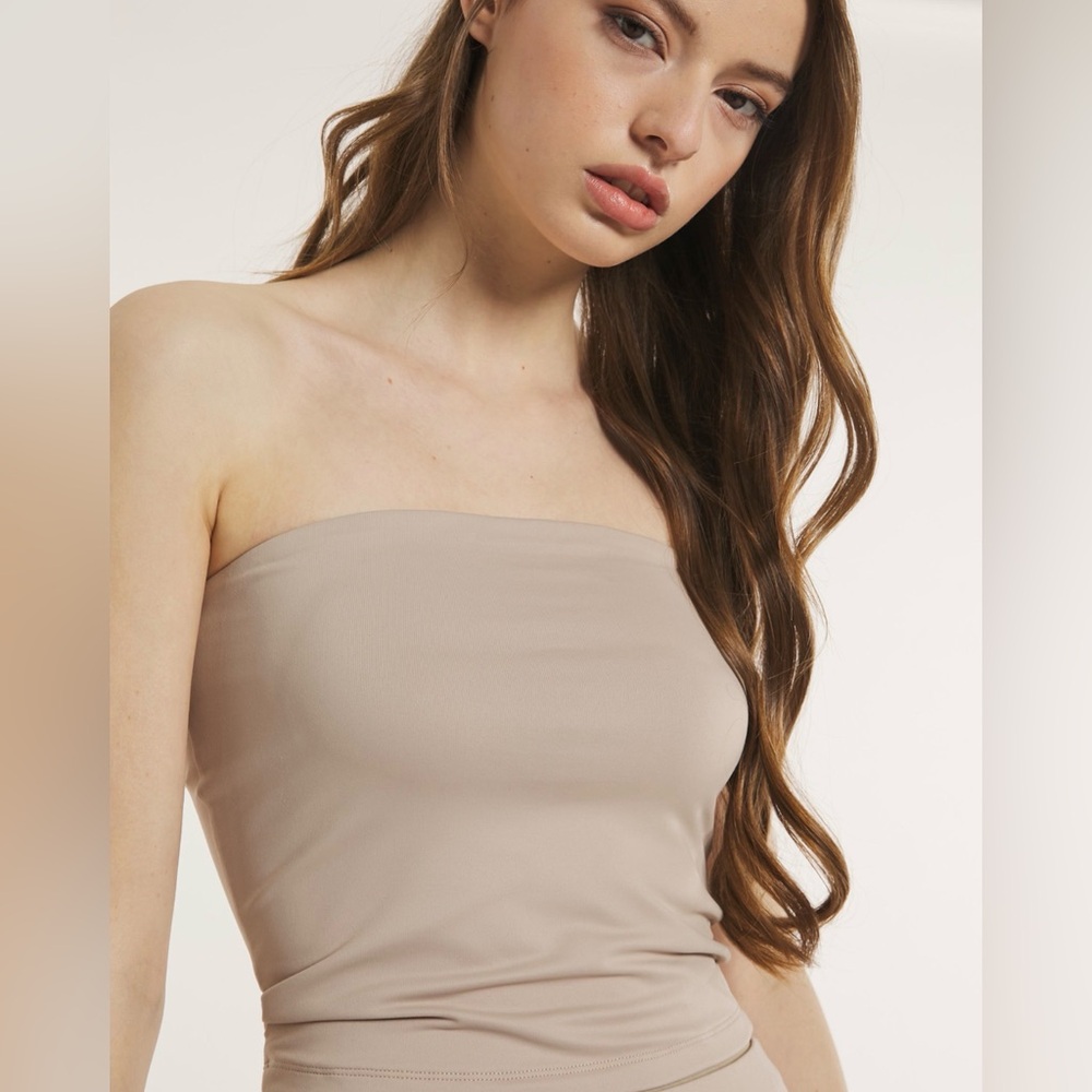 NWT- Naked Nude Top - Picture 8 of 13